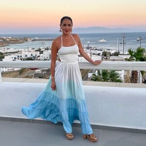 Tiare Hawaii Maxi Dress in Cream Teal Blue
Ombre